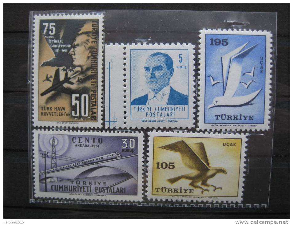 Timbre Turquie : Mouette, Aigle, Train, 1960 ** - Unused Stamps