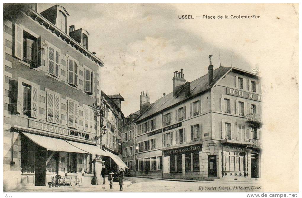 CPA - 19 - USSEL - Place De La Croix De Fer, Pharmacie LALY  - 245 - Ussel