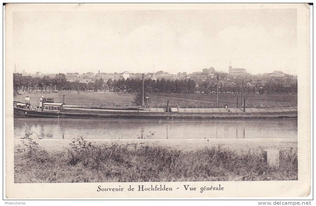 CPA - (67) Souvenir De Hochfelden - Vue Generale (immense Péniche) - Hochfelden