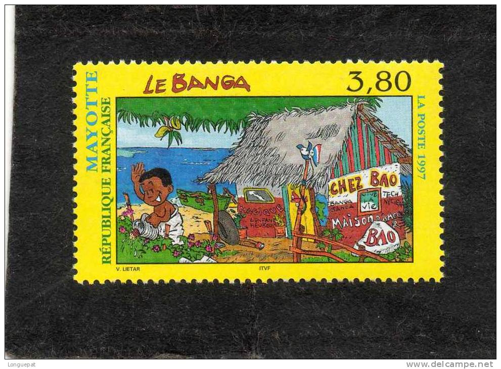 MAYOTTE : Le Banga : Petite Construction Traditionnelle Fabriquée Pour Les Jeunes Mahorais- Garçon Arrosant Des Flaurs - Unused Stamps