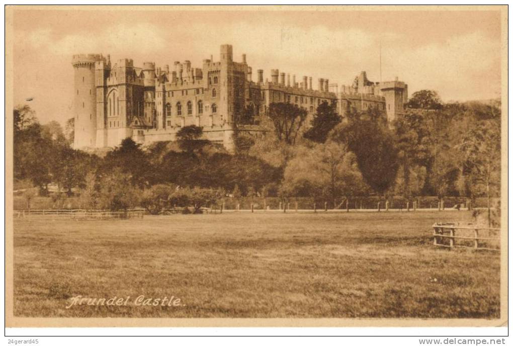 CPSM ARUNDEL (Angleterre-Sussex) - Arundel Castle - Arundel