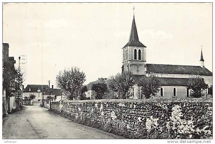 Hautes Pyrenees - Ref A273- Borderes - L Eglise Et La Rue Principale   - Carte Bon Etat - - Borderes Louron