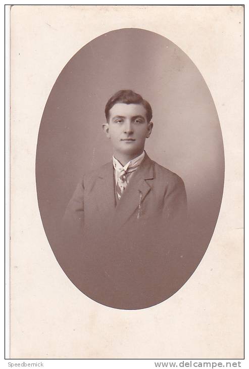 20445 Carte Photo Jeune Homme. Aucune Indication - Hommes