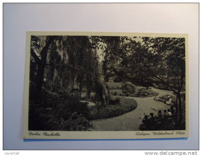 Berlin. - Neukölln. Anlagen Wildenbruck Platz.(16 - 8 - 1940) - Neukölln