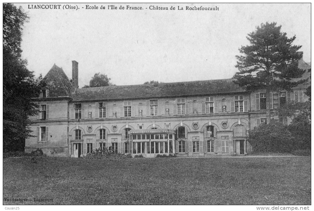 60 LIANCOURT - Ecole De L'Ile De France - Château De La Rochefoucault - Liancourt