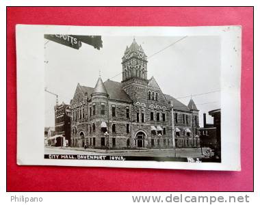 Iowa > Davenport   Real Photo   City Hall--- Kruxo Box---------   ------------ref 427 - Davenport