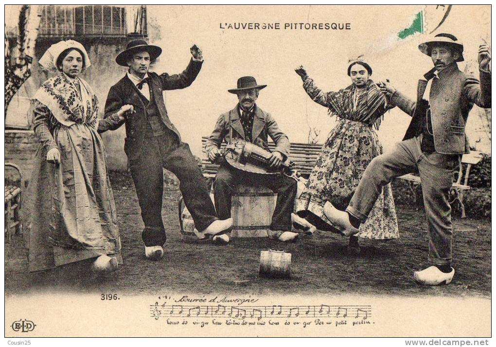 63 L´AUVERGNE PITTORESQUE - Bourrée D´Auvergne - V.D.C. 3196 - Auvergne Types D'Auvergne