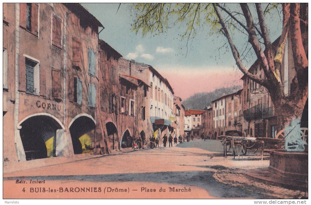 BUIS-LES-BARONNIES " Place Du Marché " - Buis-les-Baronnies