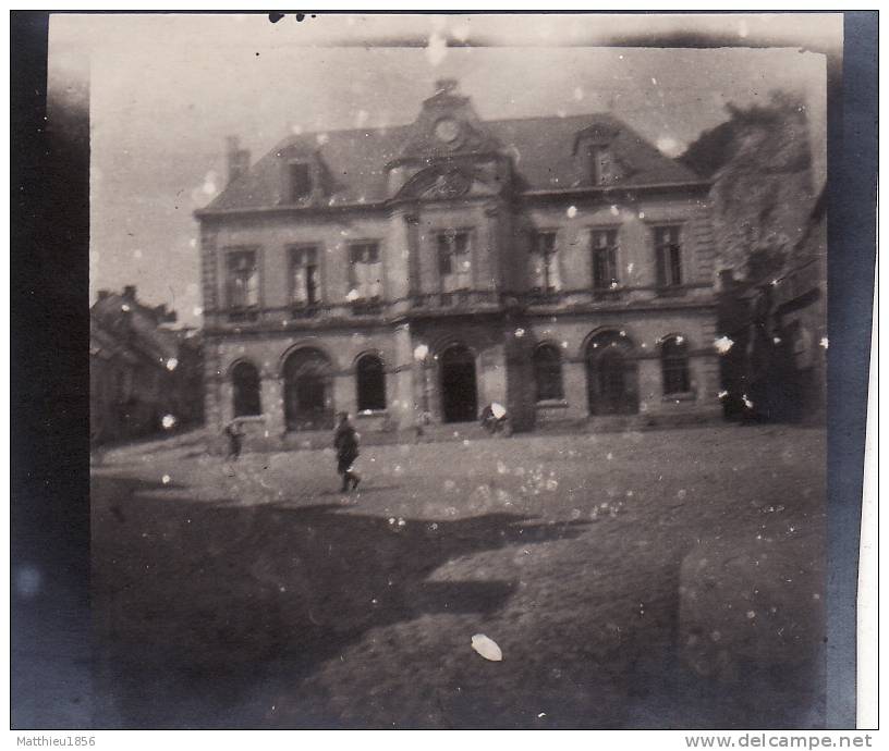 Photo Avril 1917 CHATEAU-PORCIEN - La Mairie (A8, Ww1, Wk1) - Chateau Porcien