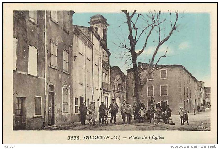 Pyrenees Orientales - Ref A86- Salces - Place De L Eglise   - Carte Bon Etat - - Sournia