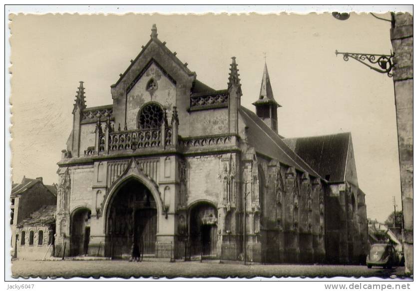 80 - DOULLENS - L'Eglise - Doullens