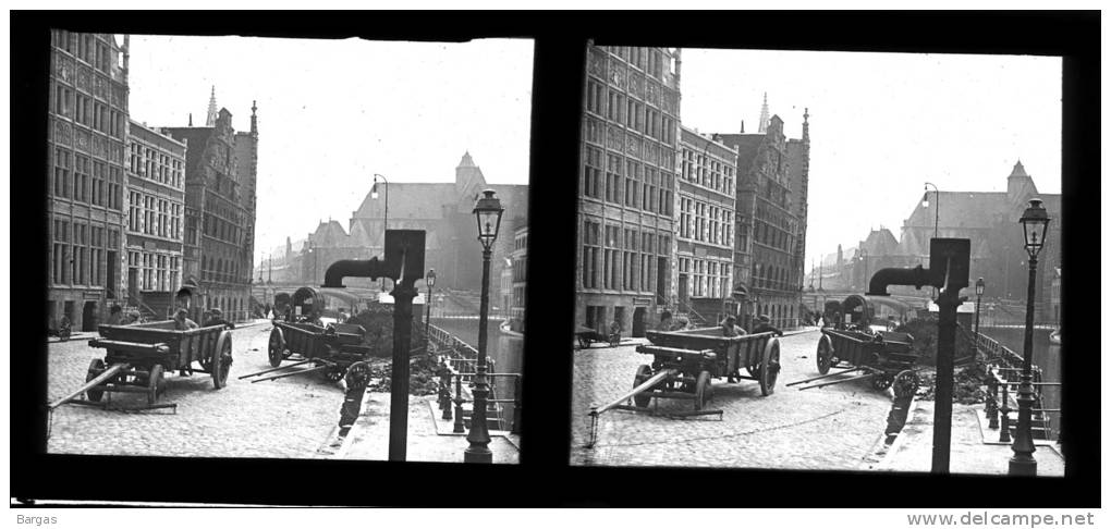 Belle Plaque Stereo Début De Siècle Gand Une Rue Animée Travaux - Glasdias