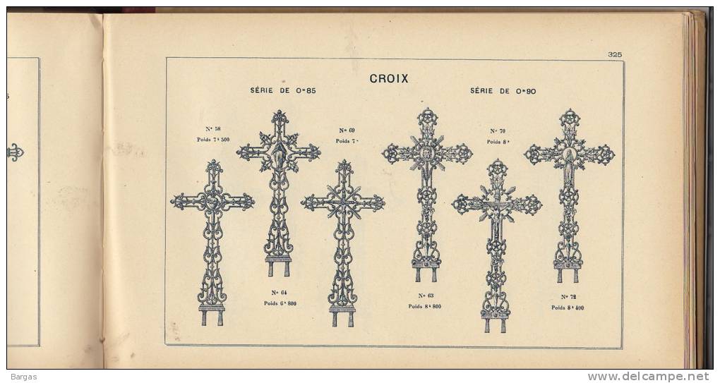 Gros Catalogue Fonte D'ornement Funeraire Religieux Croix Balcon Bougeoir Crachoir Banc Gaufrier Chenet Plaque ... - Documents Historiques