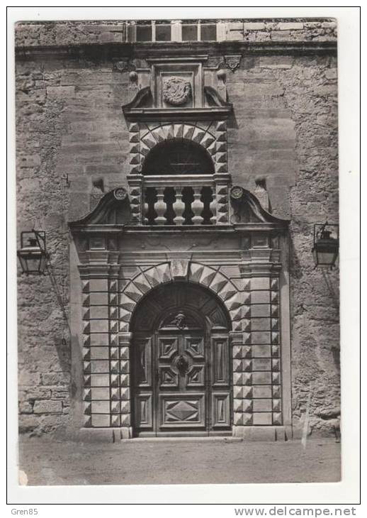 CPSM ANSOUIS, LE CHATEAU, PORTE PRINCIPALE, VAUCLUSE 84 - Ansouis