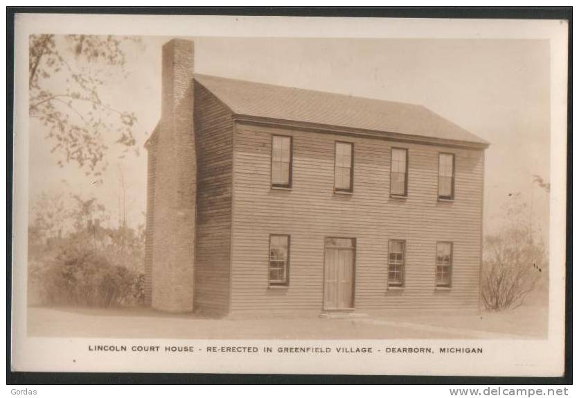 US - Michigan - Dearborn - Lincoln Court House - Dearborn