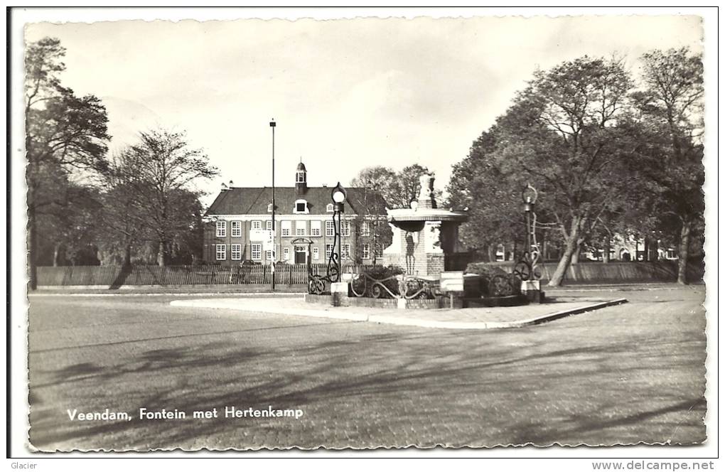 VEENDAM - Nederland - Fontein Met Hertenkamp - Takszegel - Veendam