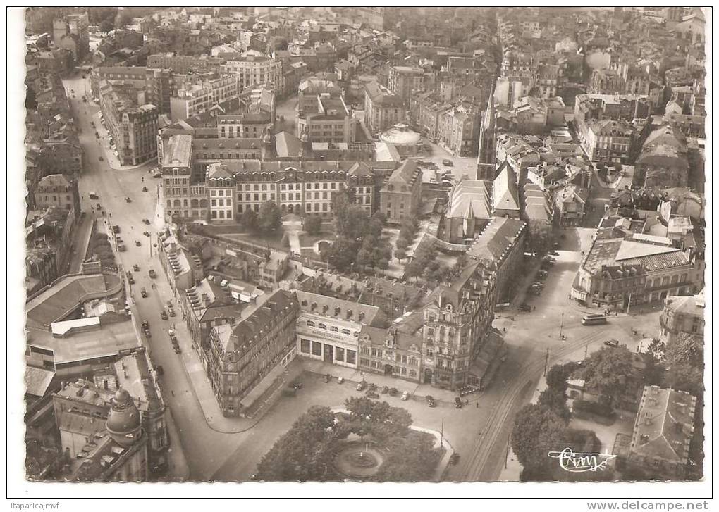 J :   Haute Vienne :LIMOGES : Vue  Aérienne   - Place  Jourdan - Limoges