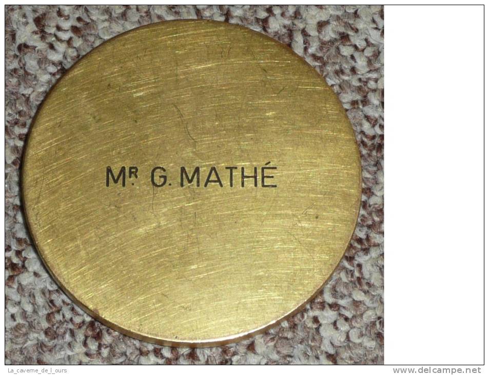 Rare Médaille En Bronze Ou Laiton, Grand Prix Humanitaire De France, Fondé En 1892, G MATHE - Professionals / Firms