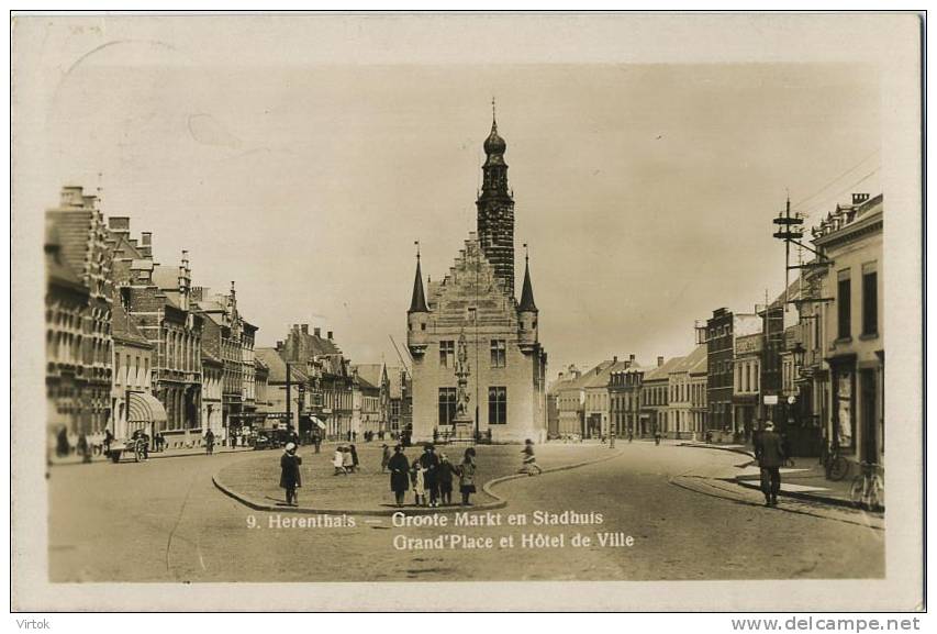 Herentals :  Groote Markt En Stadhuis    ( Geschreven 1928 Met Zegel ) - Herentals