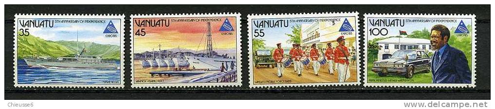 Vanuatu ** N° 718 à 721 - 5e Ann. De L´indépendance - Vanuatu (1980-...)