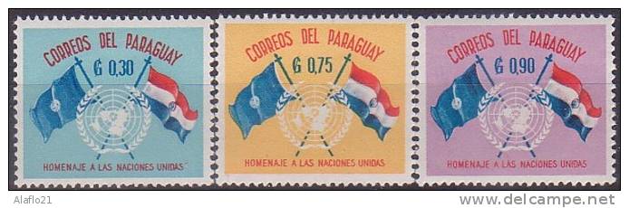 £12 -  PARAGUAY - YVERT  N° 585 à 587 - NEUFS - Paraguay