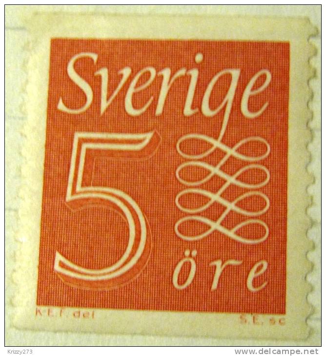 Sweden 1951 Numeral 5ore - Mint Hinged - Unused Stamps