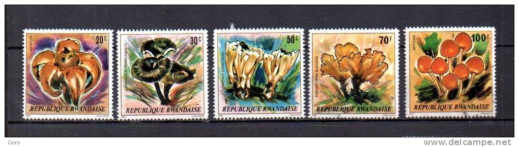 Rwanda     1980  .-   Y&T Nº    941/943 - 947/948 - Oblitérés