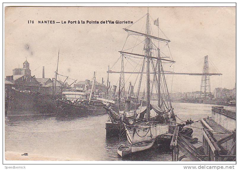 20518 NANTES - PORT POINTE ILE GLORIETTE (france 44) -176 Chapeau -voilier Cargo Bostar-Bay Bostak ? - Pêche