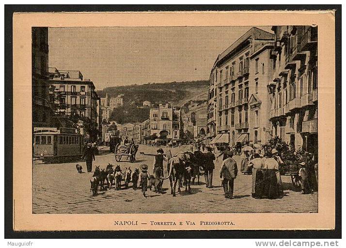 DF / PHOTOGRAPHIE DE CARNET SOUVENIR / ITALIE / NAPLES / TORRETTA ET RUE PIEDIGROTTA / TRES ANIMEE - Autres & Non Classés