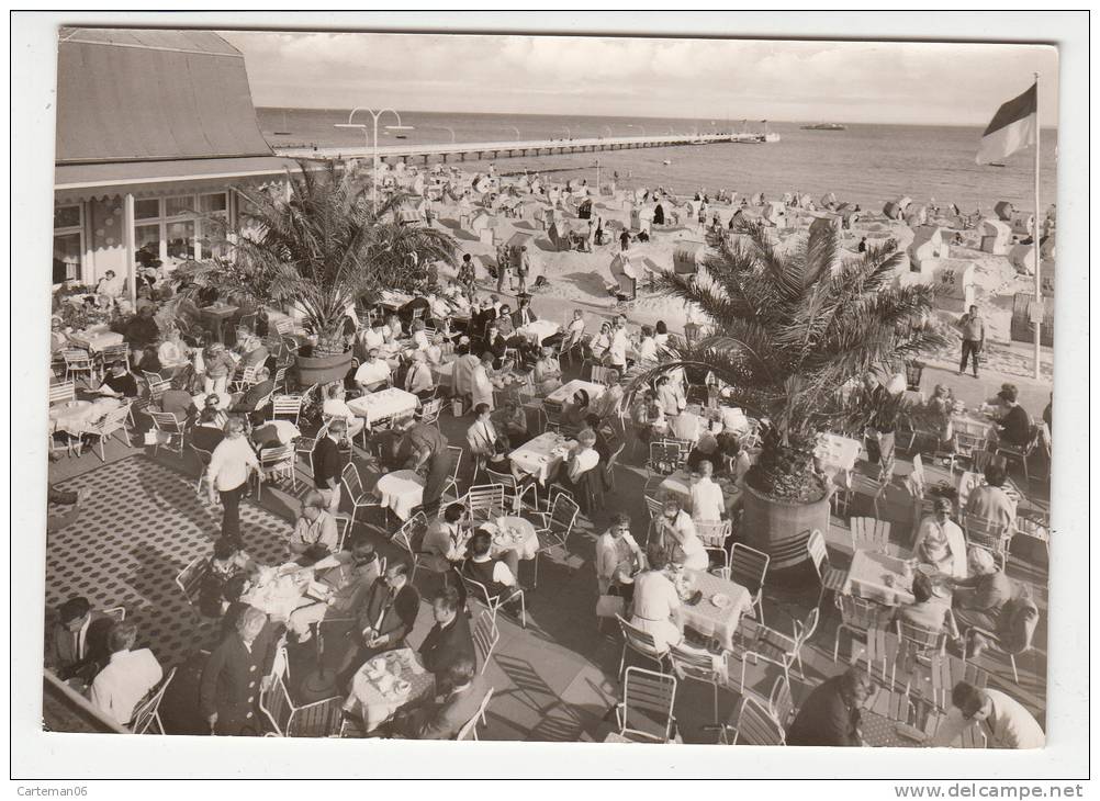 Allemagne - Ostseeheibad Gromitz - Das Bad Der Sonnenseite Strandhallen Terrassen Mit Blick Zum Strand Und Seebrücke - Groemitz