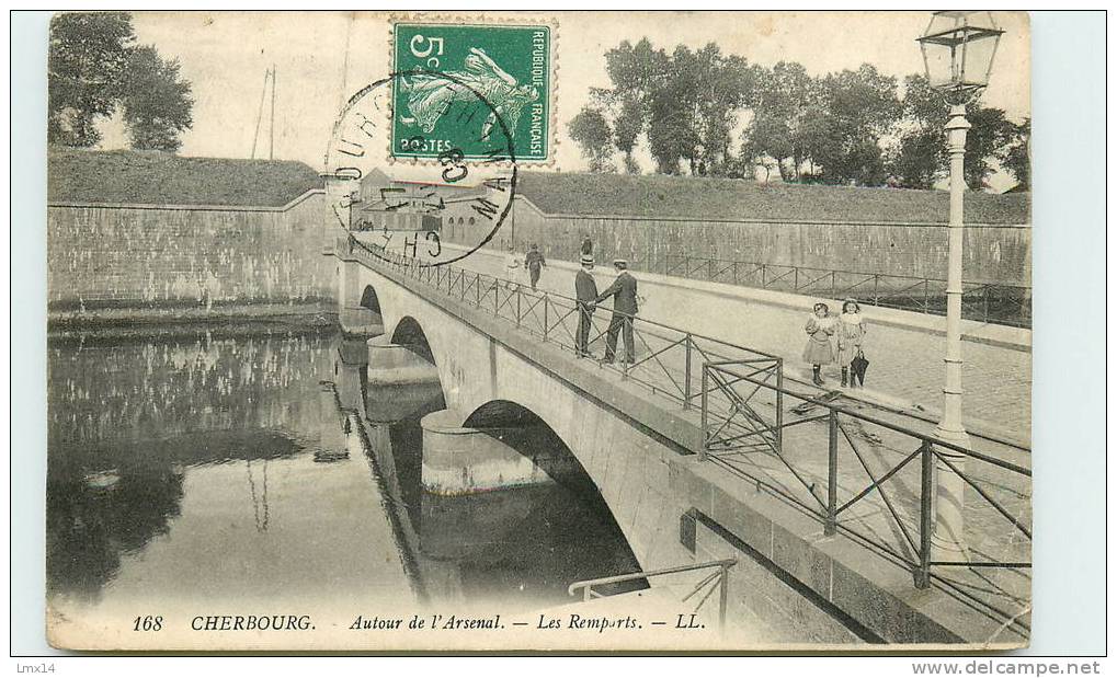 50-CHERBOURG-Autour De L'arsenal - Les Remparts - Cherbourg