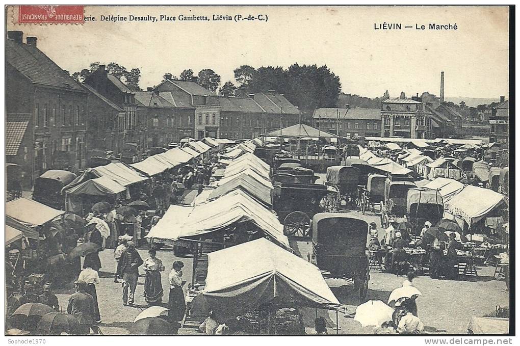 NORD PAS DE CALAIS - 62 - PAS DE CALAIS - LIEVIN - Le Marché - Lievin