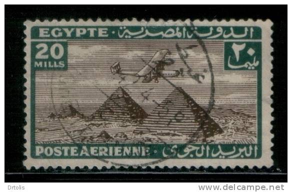 EGYPT / 1933 / AIRMAIL / AIRPLANE / HANDLEY PAGE H.P.42 OVER PYRAMIDS / POST MARK / GAET AL ENAB / VF USED . - Used Stamps