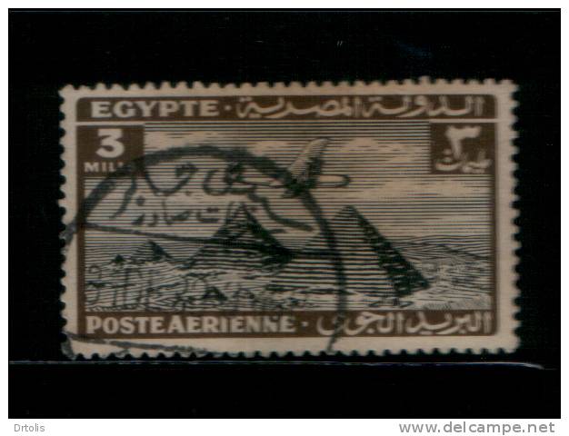 EGYPT / 1933 / AIRMAIL / AIRPLANE / HANDLEY PAGE H.P.42 OVER PYRAMIDS / POST MARK / SIDI GABER / VF USED . - Gebruikt