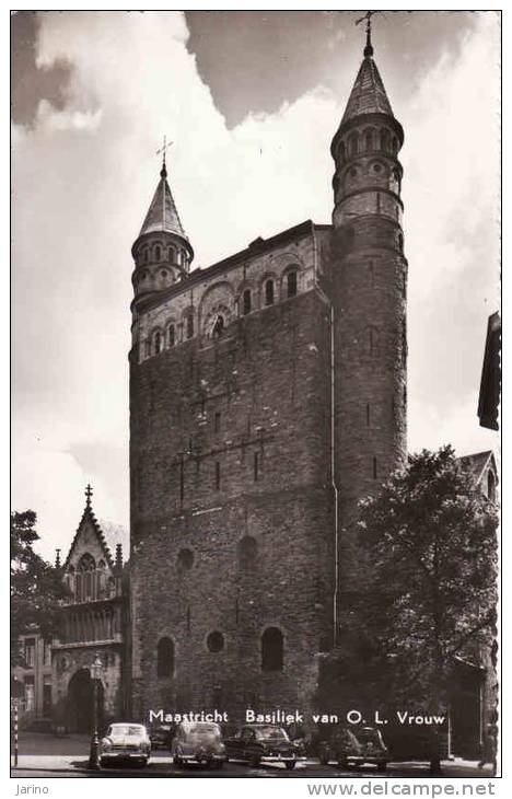 Netherlands >  Limburg > Maastricht, Basiliek Van O.L. Vrouw,  Auto-vehicle, Circule-gealufen 1962 - Maastricht