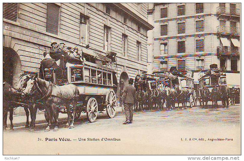 Paris (75) Paris Vécu- Une Station D´omnibus - Non  Circulée - Transport Urbain En Surface