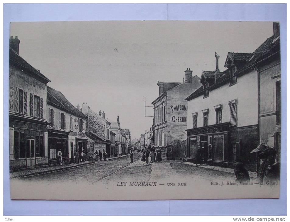 78  - BB - LES MUREAUX - UNE RUE - CARTE PRECURSEUR - Les Mureaux