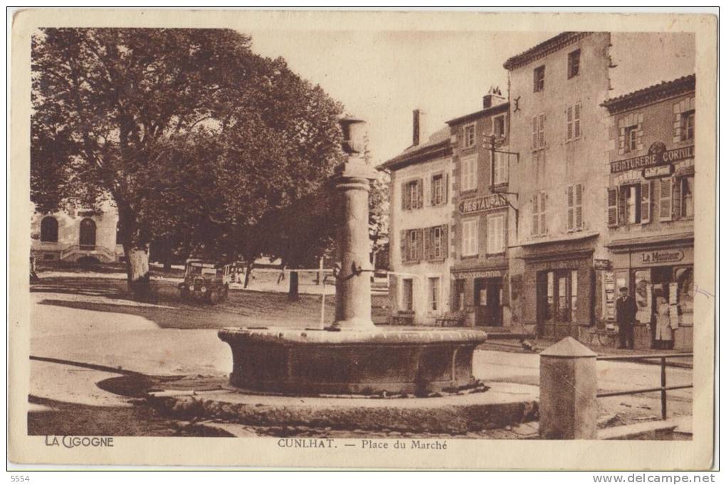 Cpa   63 Puy De Dome  Cunlhat Place Du Marche  Fontaine Restaurant  Teinturerie Cornille - Cunlhat