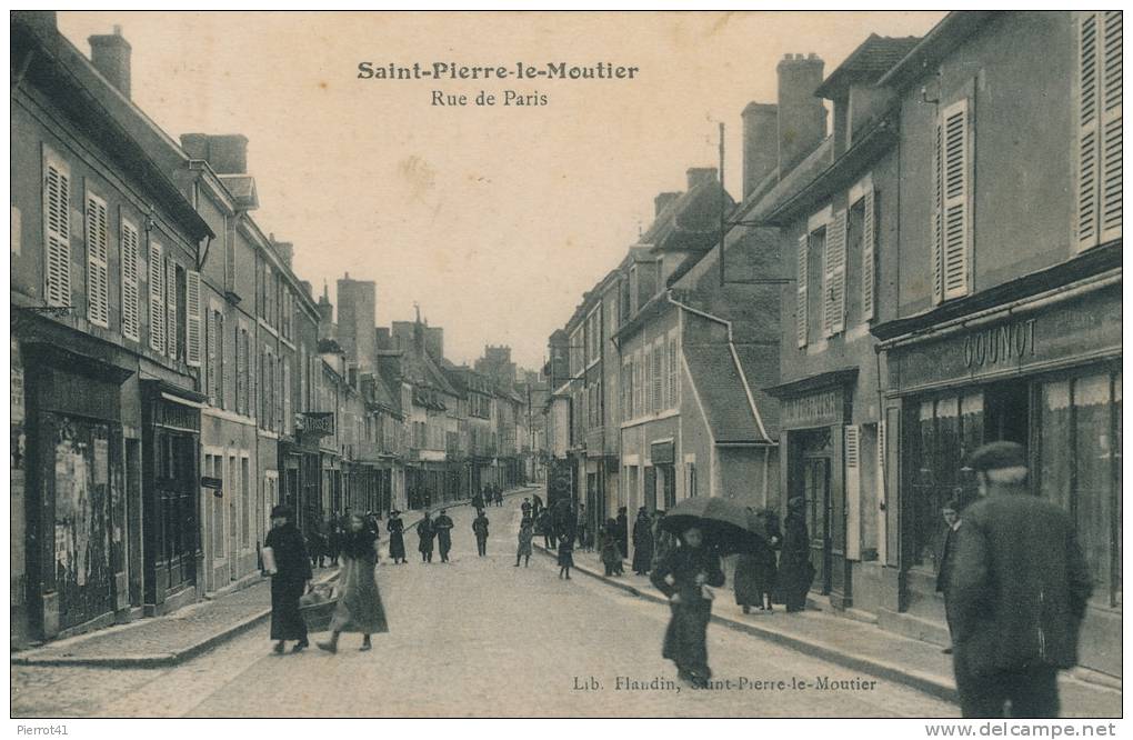 SAINT PIERRE LE MOUTIER - Rue De Paris  (belle Carte Animée) - Saint Pierre Le Moutier