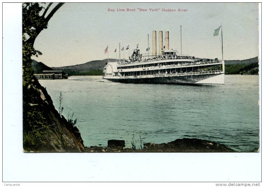 DAY LINE BOAT "NEW YORK" IN NAVIGAZIONE SUL FIUME HUDSON. CARTOLINA DI INIZI '900 - Hausboote