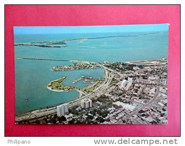Florida > Sarasota    Air View Downtown Marina Mar Causeway To Lido & Longboat Keys   --Early Chrome -  -- Ref 442 - Sarasota