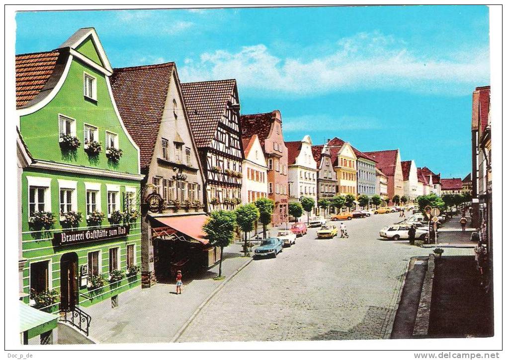 Deutschland - Günzburg - Marktplatz - Car`s - Auto`s - PKW - Brauerei Gaststätte Zum Rad - Guenzburg