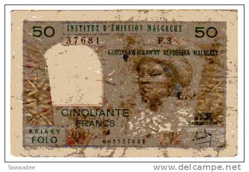 BILLET MADAGASCAR - P.61 - 50 FRANCS = 10 ARIARY - 1969 - PORTRAIT D´HOMME Et DE FEMME - Madagascar
