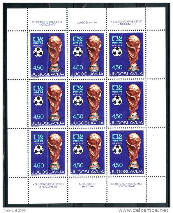 2555/ Jugoslawien Yugoslavia 1974 Mi.No. 1567 ** MNH KB MS Emblem Of The World Cup FIFA Pokal Deutschland Munich - 1974 – Westdeutschland