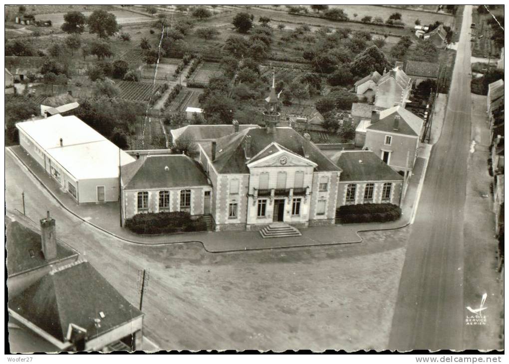 CPSM    CLERE  La Mairie - Cléré-les-Pins