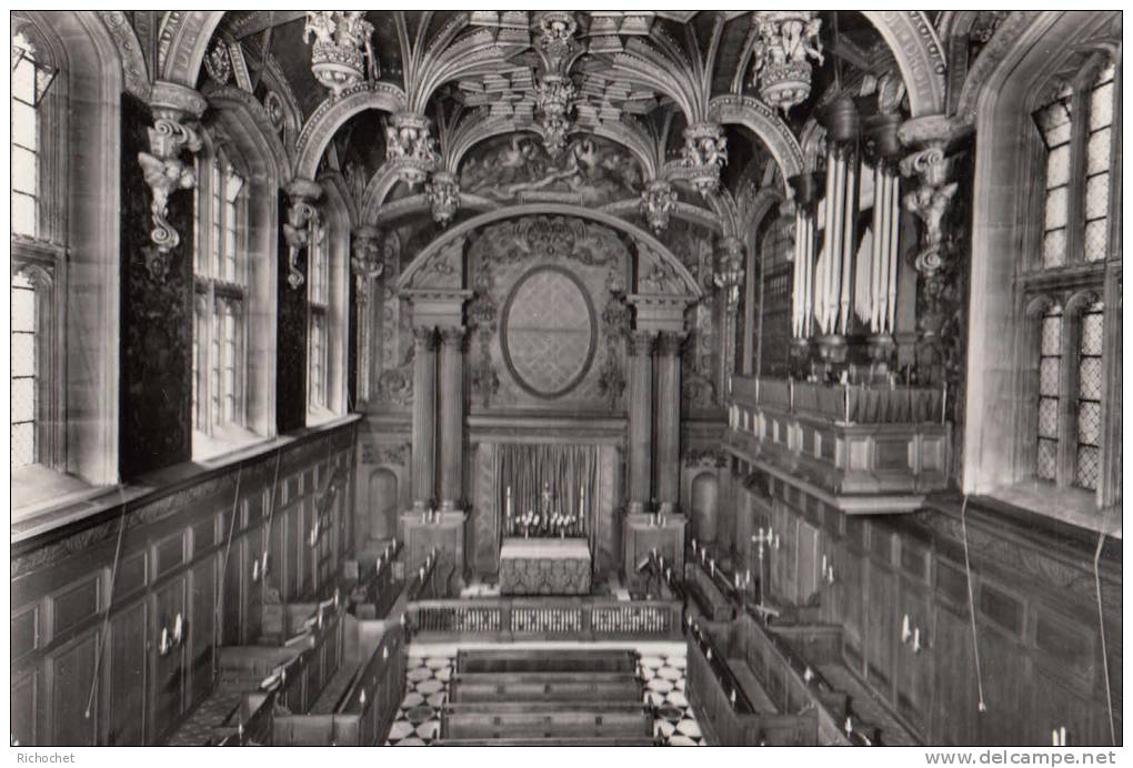 Hampton Court Palace Middlesex The Chapel Royal From The Royal Pew - Middlesex