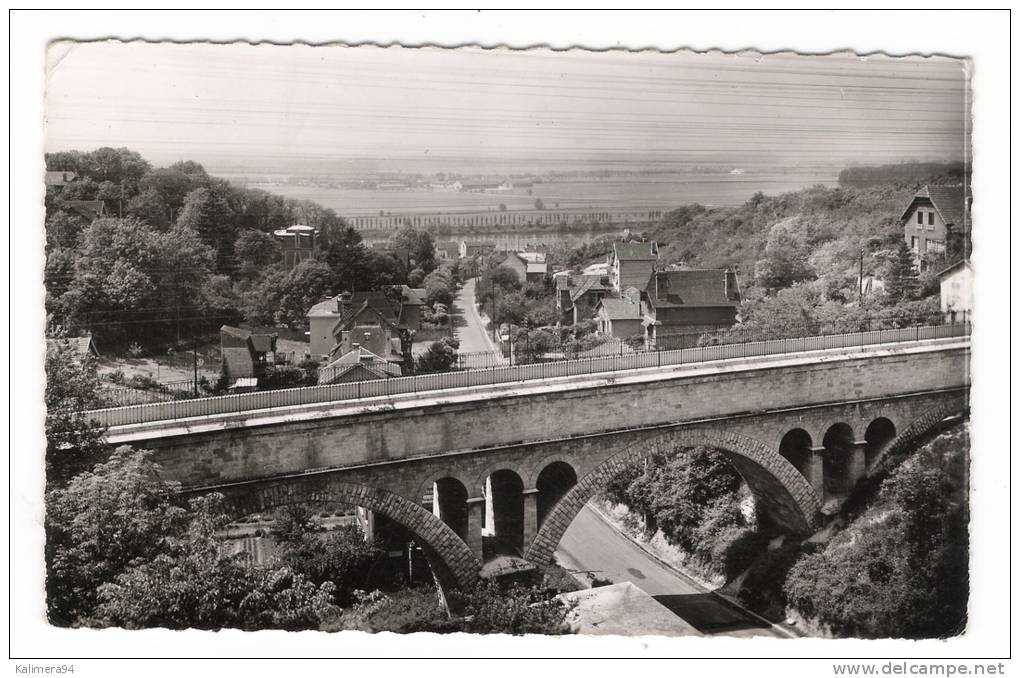 VAL  D´ OISE  /  LA  FRETTE-sur-SEINE  /  L' AQUEDUC  ET  VUE  SUR  LA  SEINE  /  Collection  BOUGES  ( Lettre D ) - La Frette-sur-Seine