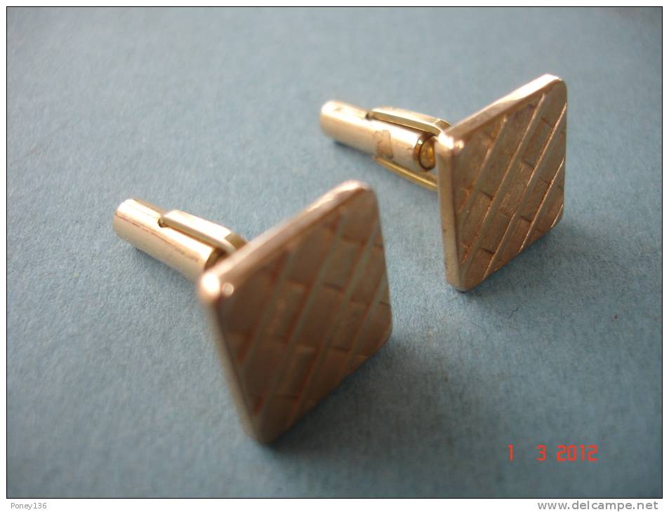 Boutons De Manchettes Plaqué Or Murat - Cuff Links & Studs