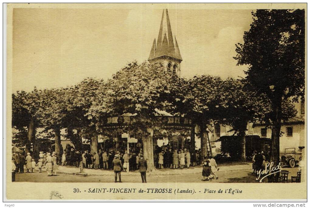 D64 - SAINT VINCENT DE TYROSSE  - Place De L'Eglise - ( MANEGE) - Saint Vincent De Tyrosse