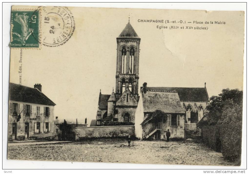 CHAMPAGNE  -  Place De La Mairie - Eglise . - Champagne Sur Oise